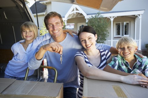 Islington removal van for residential and small business moves
