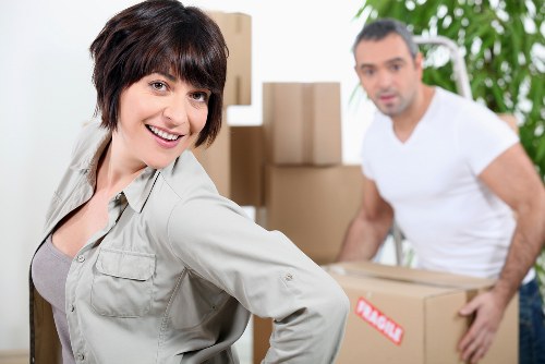 Residential moving van support for Islington properties